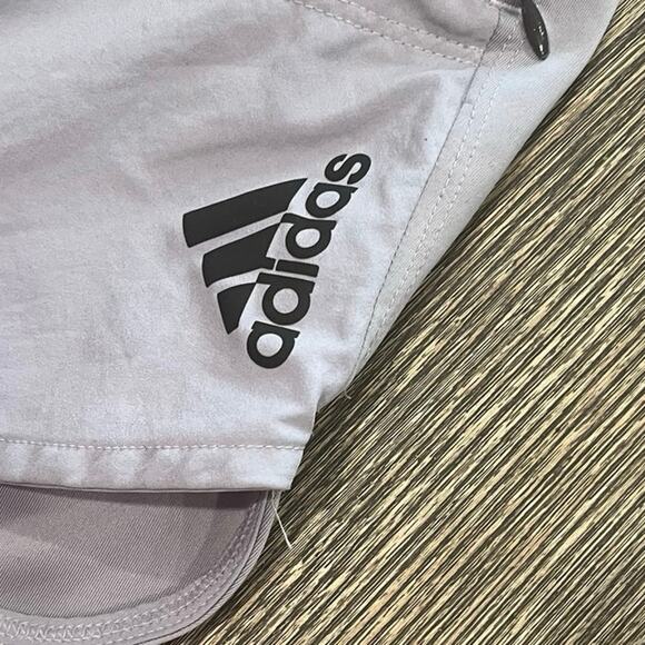 Adidas Womens Shorts Athletic Shorts Zipper Pockets Elastic Waist Gray Size S 5" - Picture 2 of 7